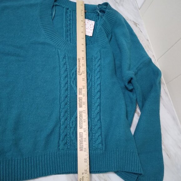 Free People | NWT Oversized Cable Pullover Sweater Teal | Size S - Picture 13 of 16